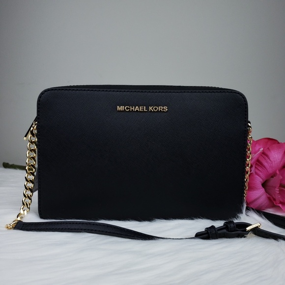 Michael Kors Handbags - 🌺NWT Michael Kors LG EW crossbody bag Black purse